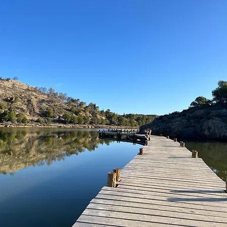 Le Doul Jolie Au Calme Climatisee Grande Piscine Jardin
